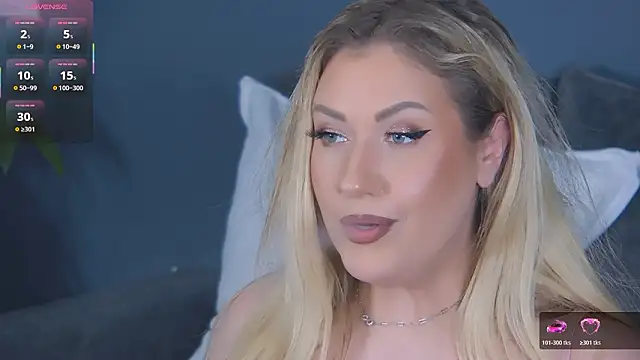 ondinanoire - OndinaNoire's free webcam - UK Sex Cams