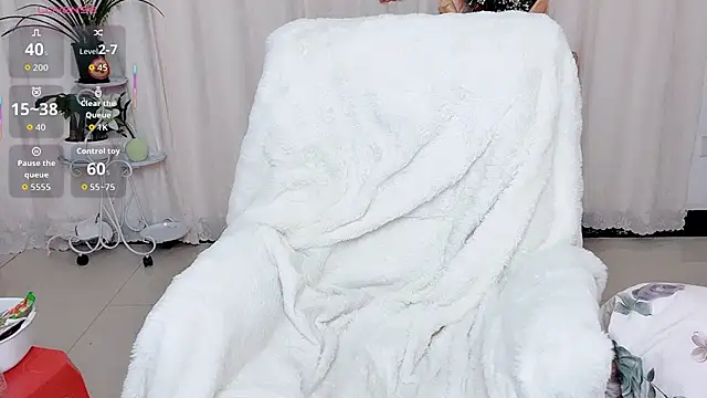 美女Darkn0t在线直播