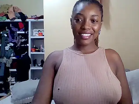 Zara_Twilight webcam