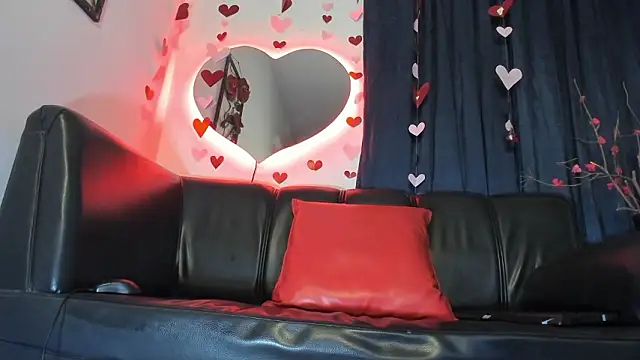 CaramelDesire webcam