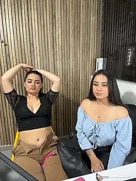 Antonella_Julieta webcam