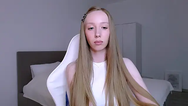 Luna_insniity webcam