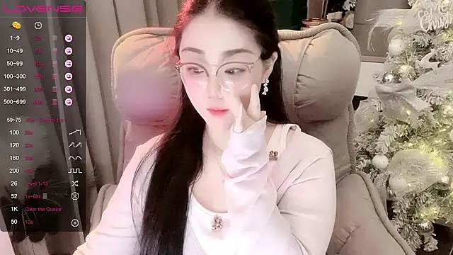 Monica-666888- webcam