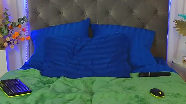 Ariana_Petite webcam