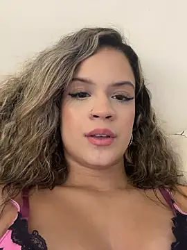 Alisha-Bond webcam