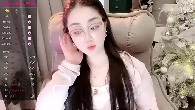 Monica-666888- webcam