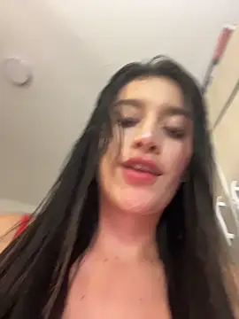 Emmily_19 webcam