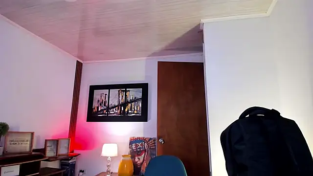 ValentinaNoir webcam