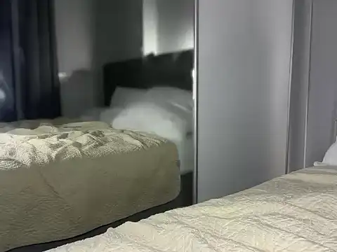 BrunoTwinkXXL webcam