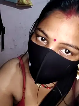 Webcam Model (Hotcouplepriya)  is live.Free join now!