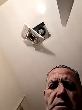 bobby69cock webcam