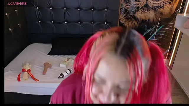 Bruja__Scarlata webcam