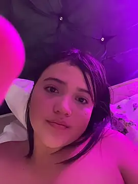 alisson_carolina73 - Alisson_carolina73's free webcam - UK Sex Cams