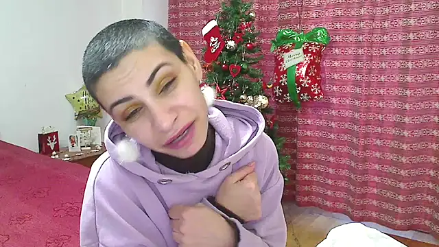 hotsandra_starr - HotSANDRA_STARR's free webcam - UK Sex Cams