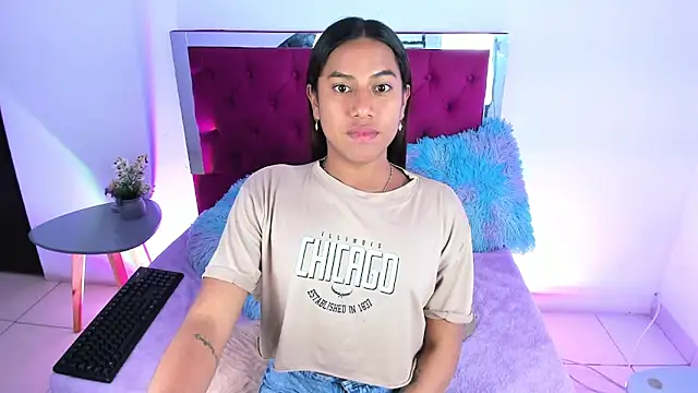 Samantha__F_W webcam