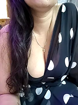 kaamuk_shweta webcam