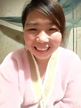 quynhkoolbae - Quynhkoolbae's free webcam - UK Sex Cams