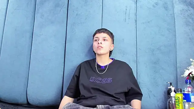 megan_thompson_ - Megan_Thompson_'s free webcam - UK Sex Cams