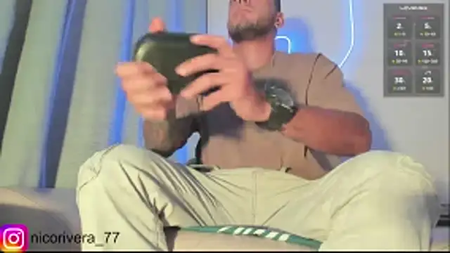 nico_rivera webcam