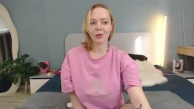 Natalee_Love webcam