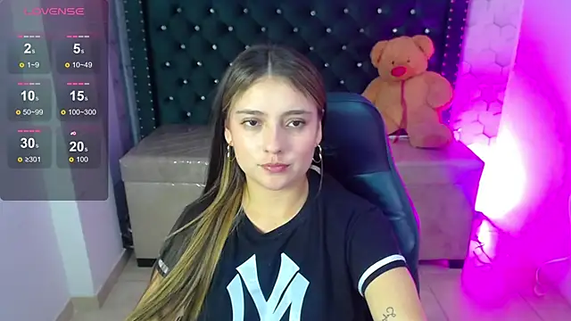 diamond_juliana - Diamond_juliana's free webcam - UK Sex Cams