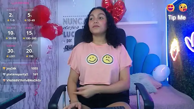 valeria_martinez19 - Valeria_martinez19's free webcam - UK Sex Cams