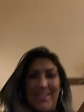 LittleMissEeve webcam