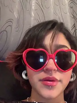 LilithMonette webcam