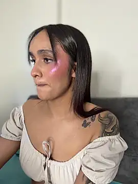 Isabella-Teen webcam