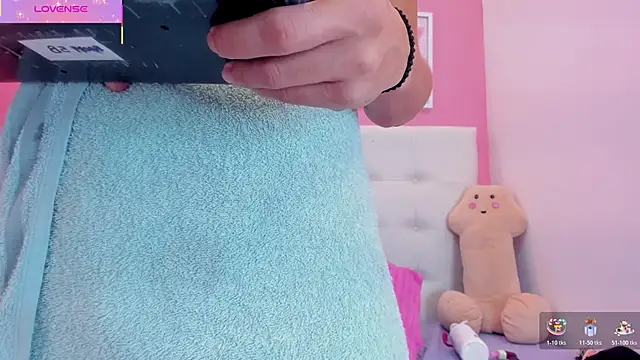 Macarena_05 Live Webcam on Stripchat