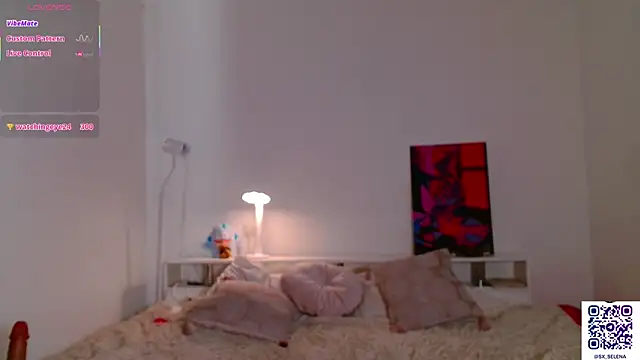 Ice_Strawberry webcam