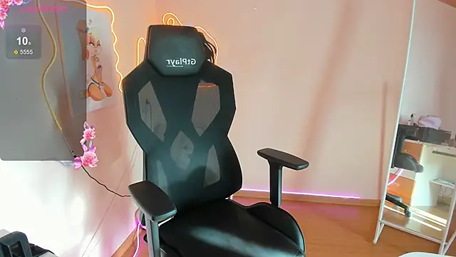 AliceeinWonderlanddd webcam