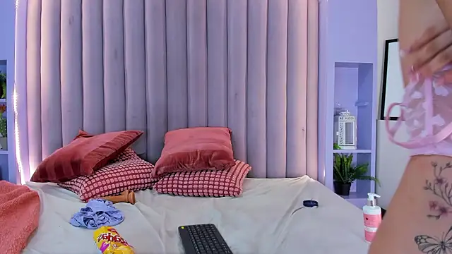 AmberStonne__ webcam