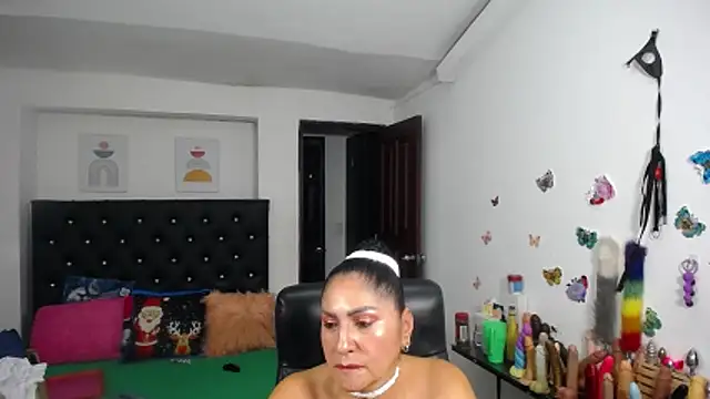 mature_bigboobs10 webcam