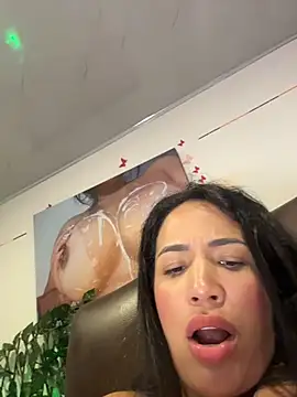 SQUIRTINGQUEEN11 webcam