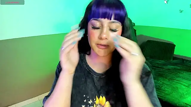 Monserrat_Cute_ webcam