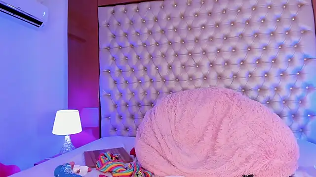 Ashanti_Moreno webcam