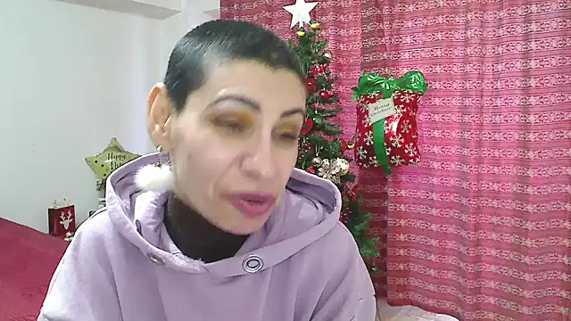 hotsandra_starr - HotSANDRA_STARR's free webcam - UK Sex Cams