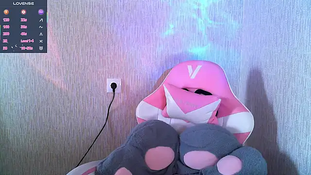 eskatmi - Eskatmi's free webcam - UK Sex Cams