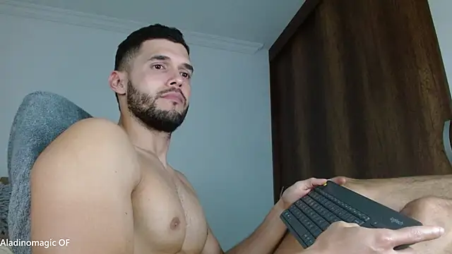 Noah_jhonsonn webcam