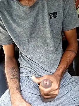 DulajThushara246... Live Webcam on Stripchat