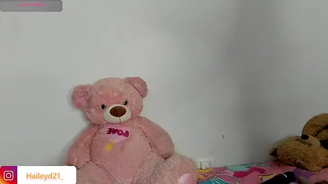 HaileyDuke webcam