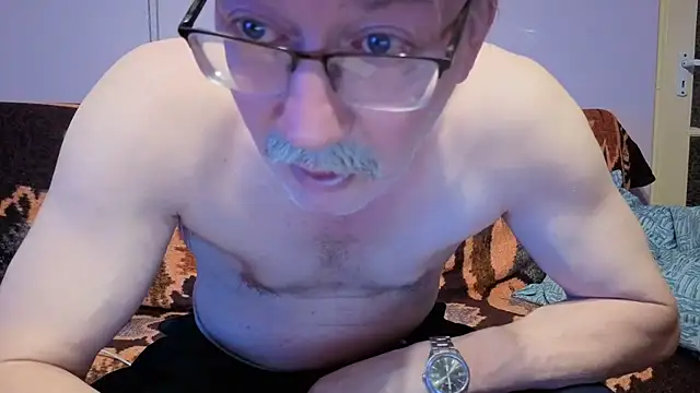 loverboyxxx69 webcam