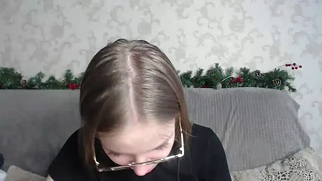 hitgyrl - HitGyrl's free webcam - UK Sex Cams