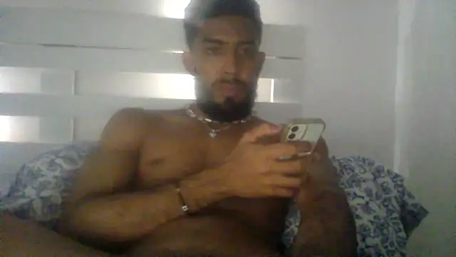 zyan_moratto - Zyan_Moratto's free webcam - UK Sex Cams