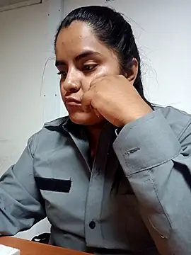 isabel_3 - Isabel_3's free webcam - UK Sex Cams