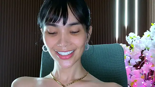 xxforyoureyesonlyxx webcam