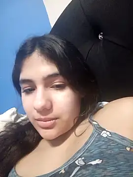 Webcam Model (diosa_sofia19)  is live.Free join now!