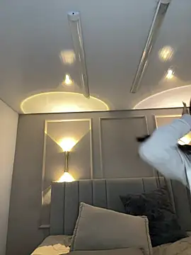 Webcam Model (Miss_blue69)  is live.Free join now!