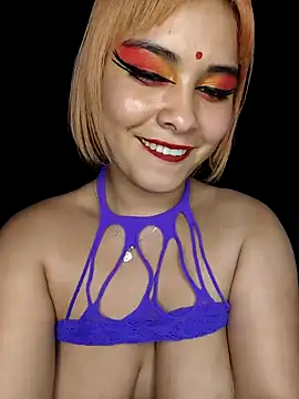 zoe_love18 - Zoe_love18's free webcam - UK Sex Cams